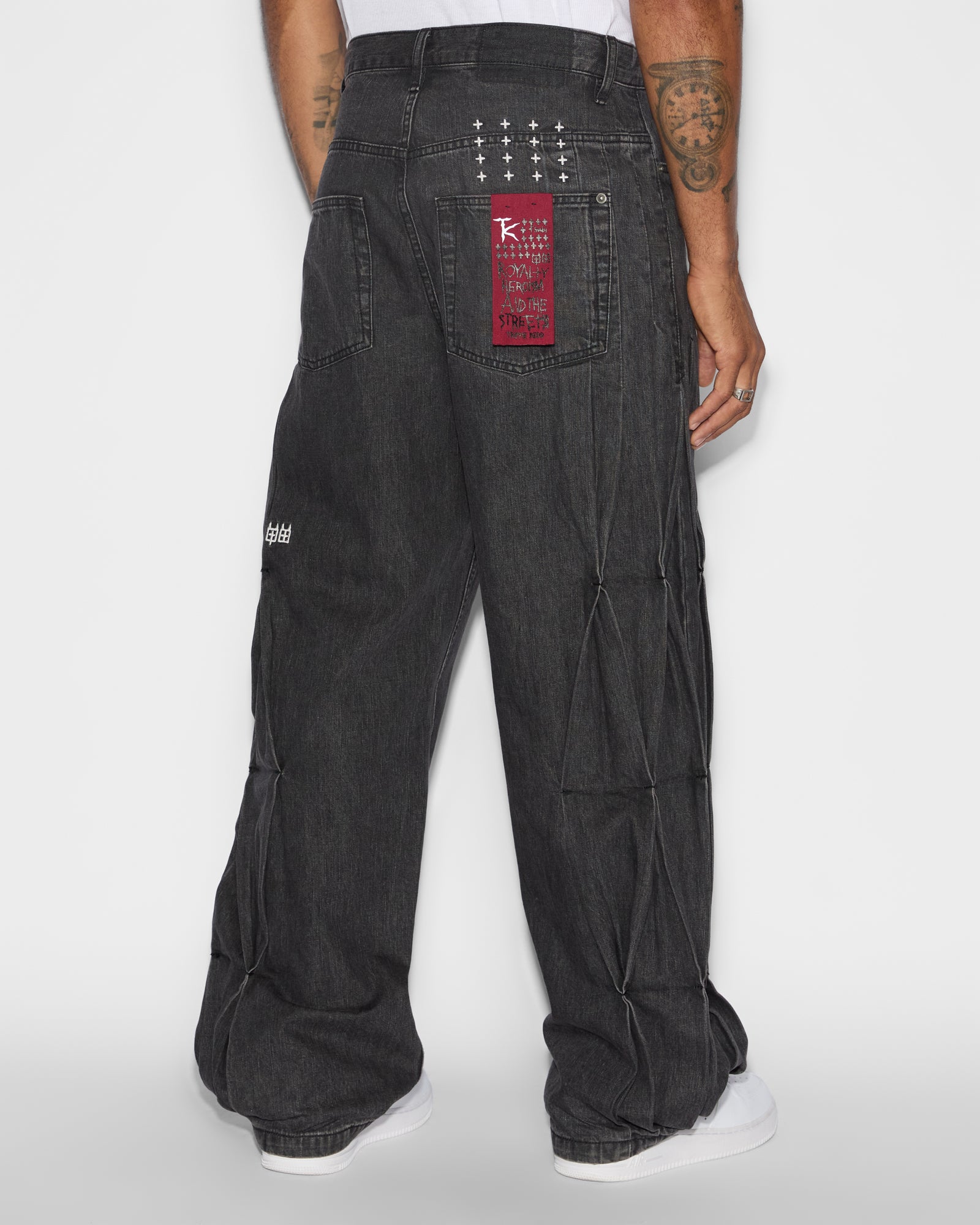 JEANS_maxxaccordianblack_1639